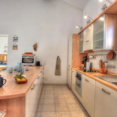 Kazamasavani - Belle Maison Proche Hébergement de vacances