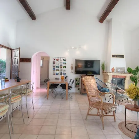 Holiday home Kazamasavani - Belle Maison Proche
